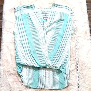 Max Studio Sleeveless Hi-Low Shirt